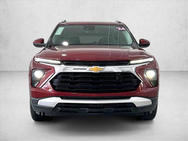 Used 2024 Chevrolet TrailBlazer LT w/ Convenience Package FWD image 3