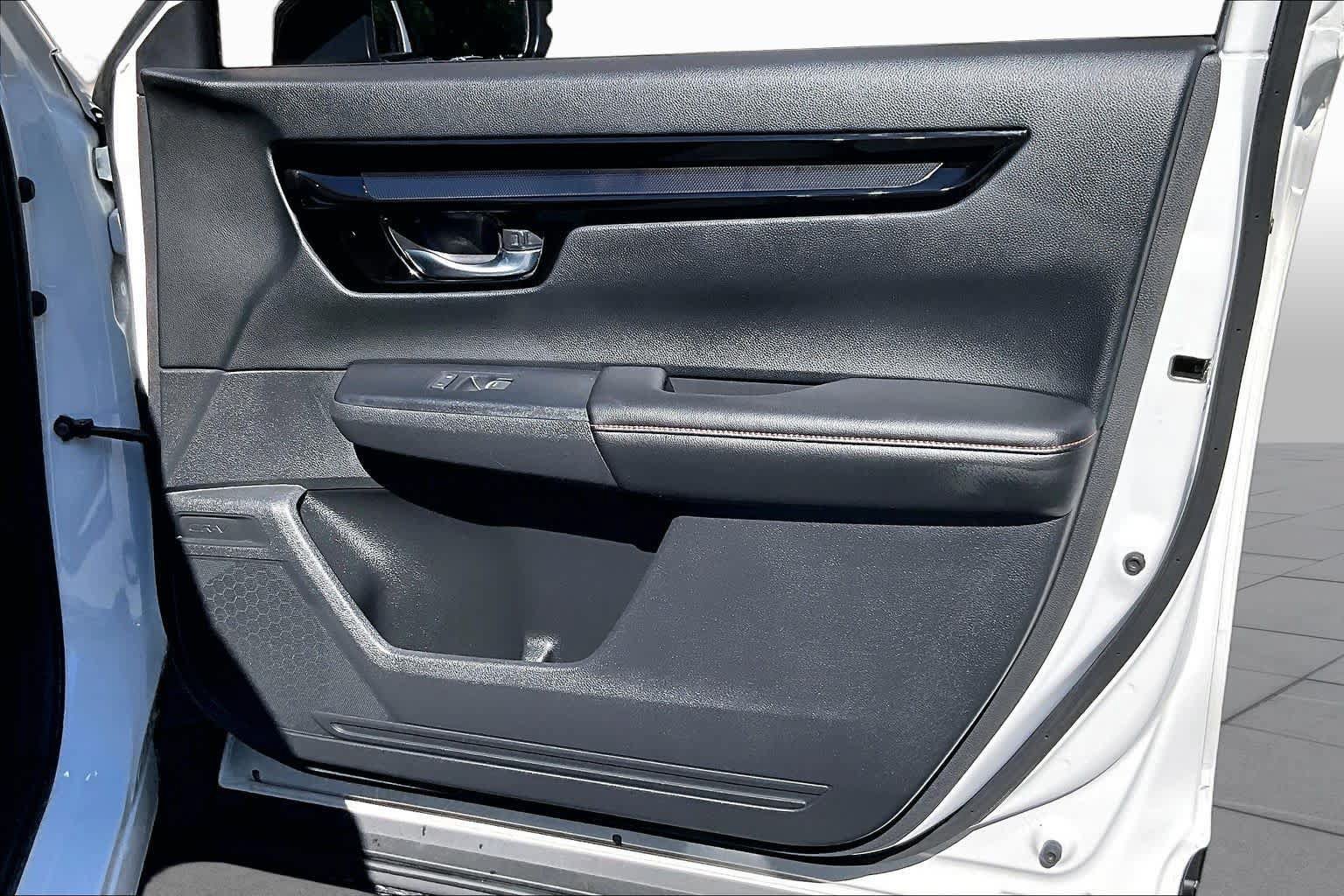 Certified 2025 Honda CR-V Sport Touring image 56