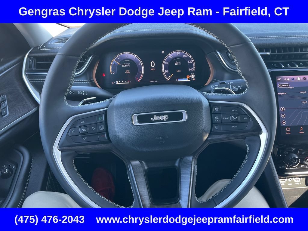 Certified 2023 Jeep Grand Cherokee L Limited w/ Black Appearance Package AWD/4WD image 62
