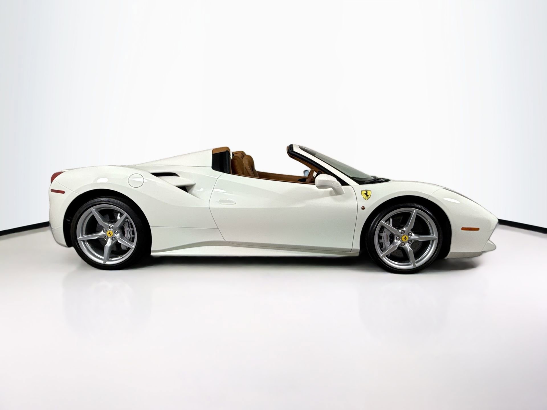 Certified 2019 Ferrari 488 Spider image 8