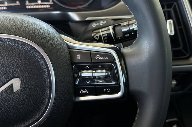 Used 2023 Kia Sorento S w/ Panoramic Sunroof Package FWD image 31
