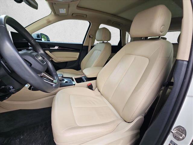 Used 2019 Audi Q5 2.0T Premium Plus w/ Premium Plus Package AWD/4WD image 15