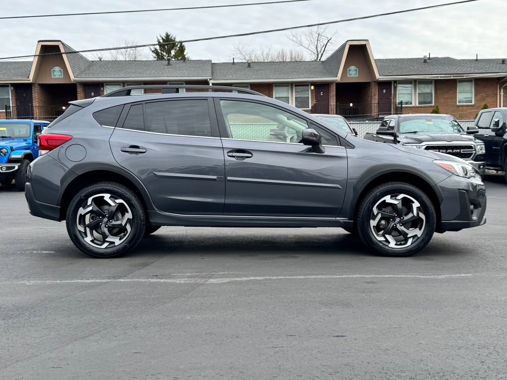 Used 2022 Subaru Crosstrek 2.5i Limited w/ Moonroof Package 2 image 8