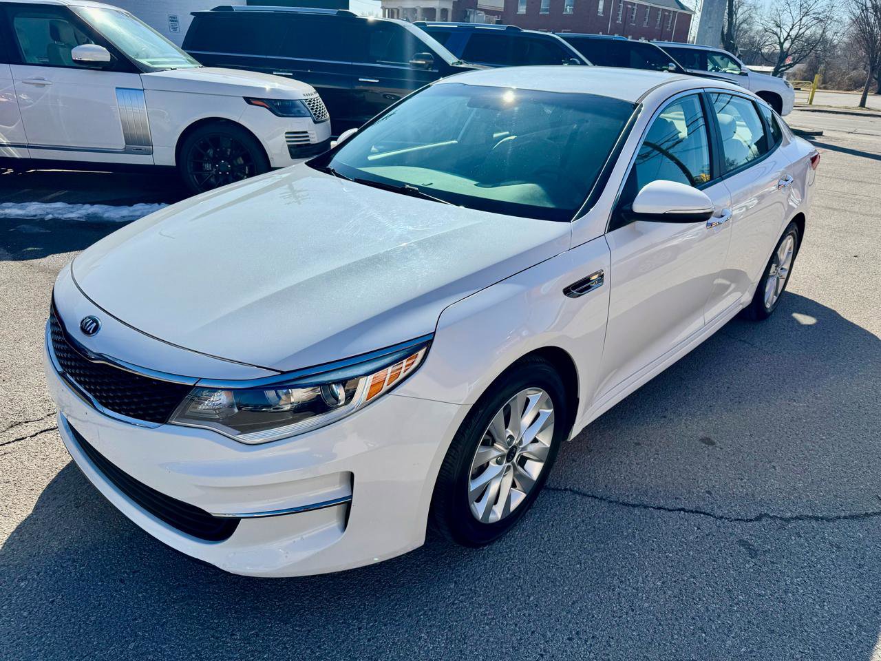 Used 2016 Kia Optima LX w/ Option Group 014 image 3