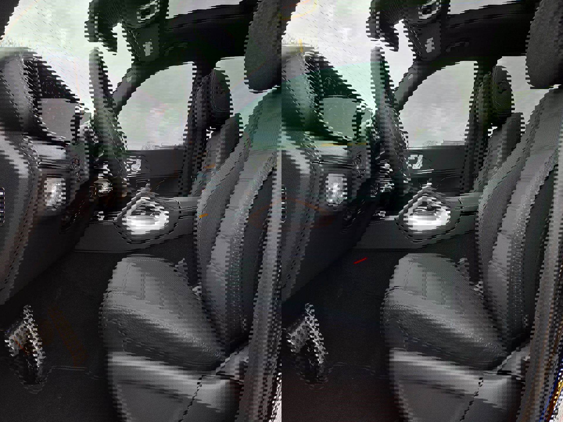 New 2025 Mercedes-Benz GLS 580 4MATIC image 16