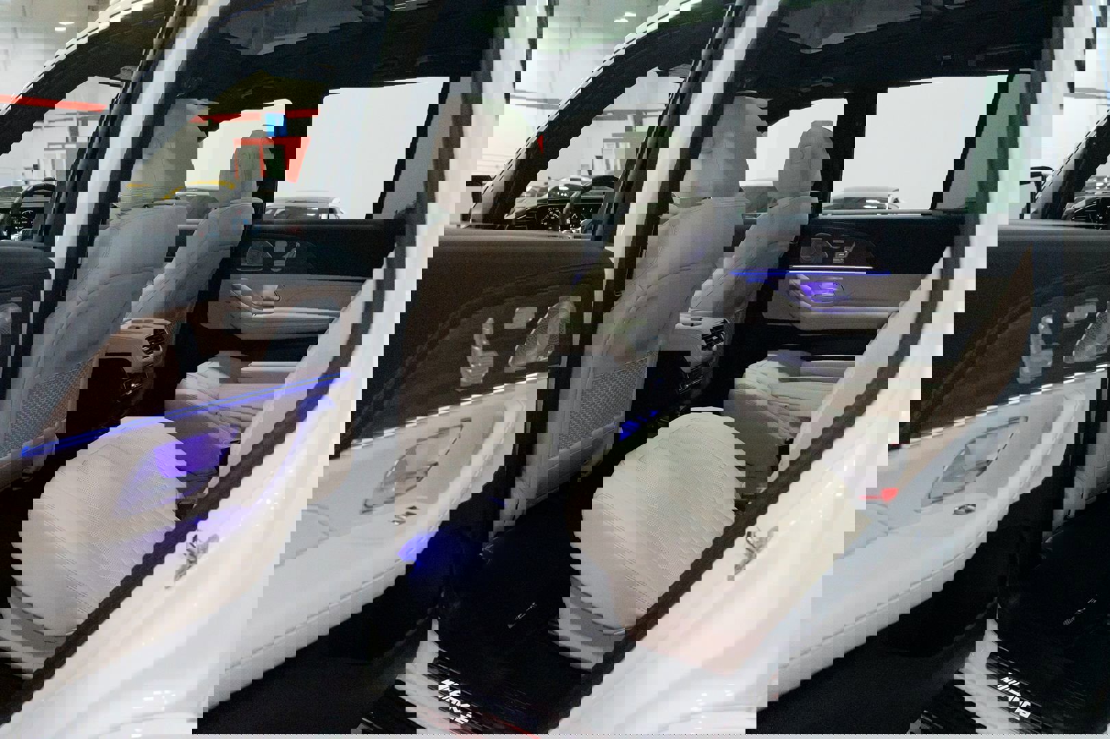 Used 2021 Mercedes-Benz GLS 63 AMG 4MATIC+ SUV image 27