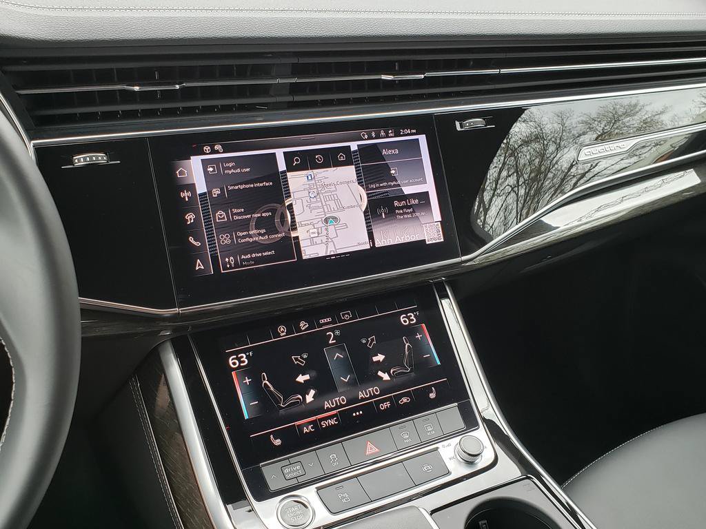 Used 2025 Audi Q7 3.0T Premium Plus w/ Premium Plus Package AWD/4WD image 23