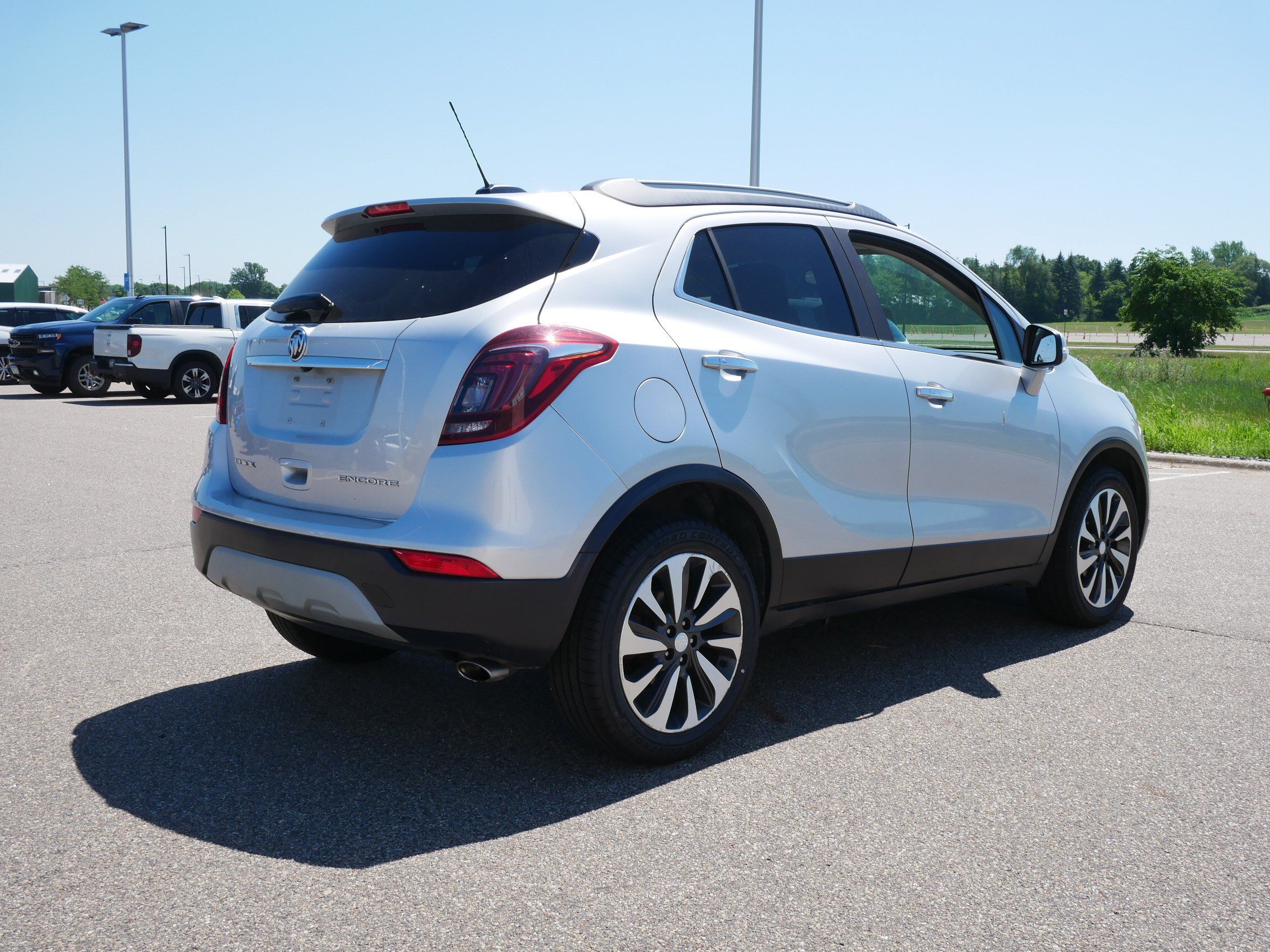 Used 2017 Buick Encore Preferred FWD image 4
