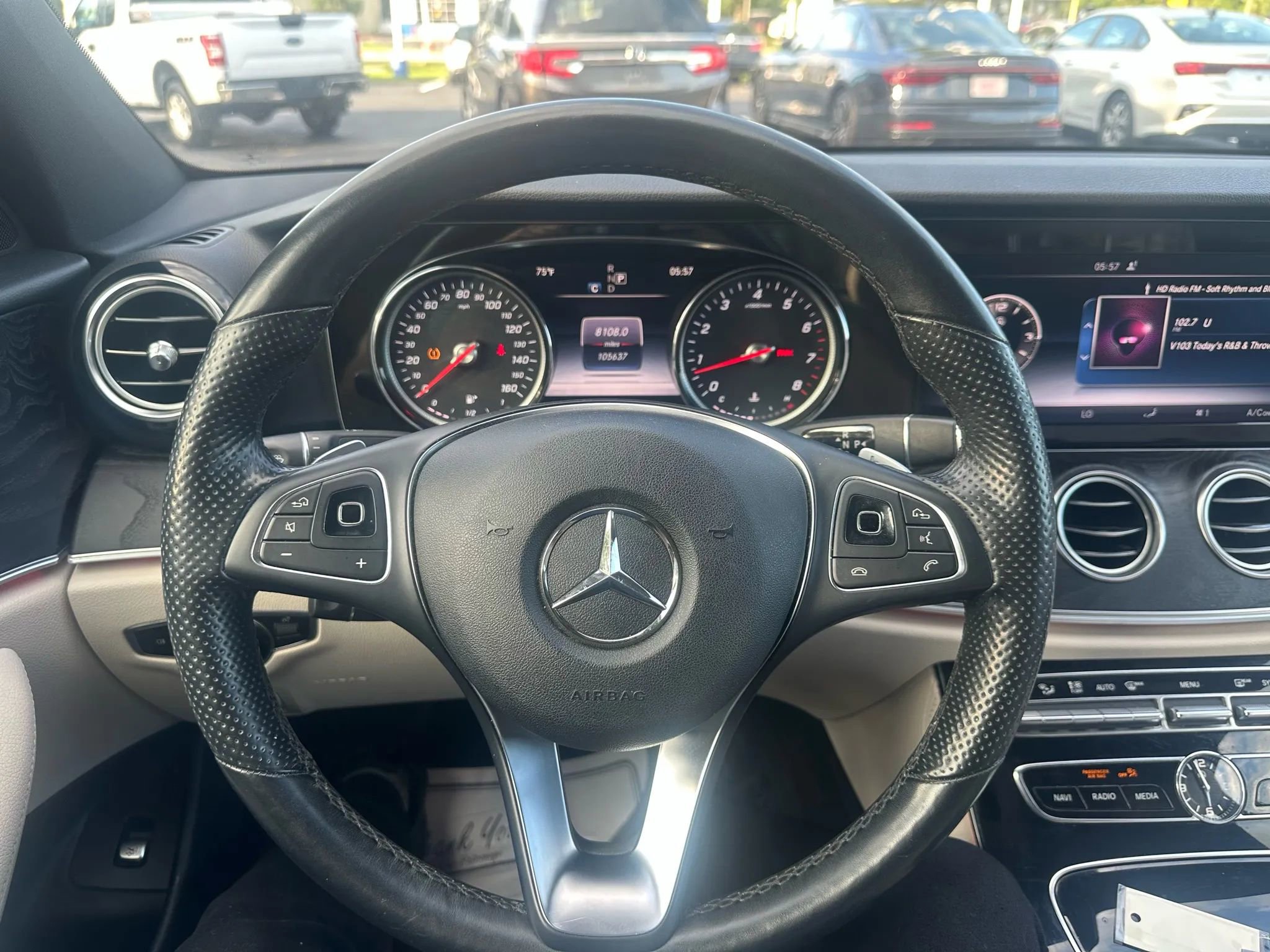 Used 2017 Mercedes-Benz E 300 4MATIC image 12