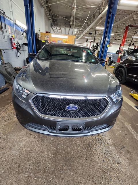 Used 2016 Ford Taurus SHO w/ Equipment Group 401A AWD/4WD image 2