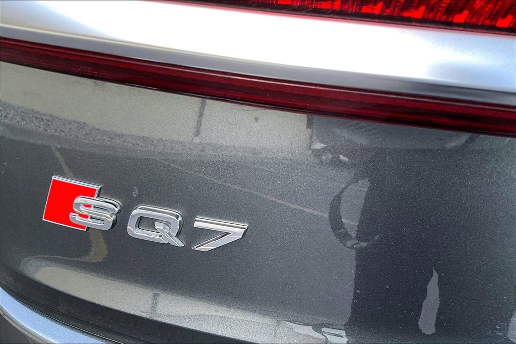 Used 2023 Audi SQ7 Premium Plus AWD/4WD image 24