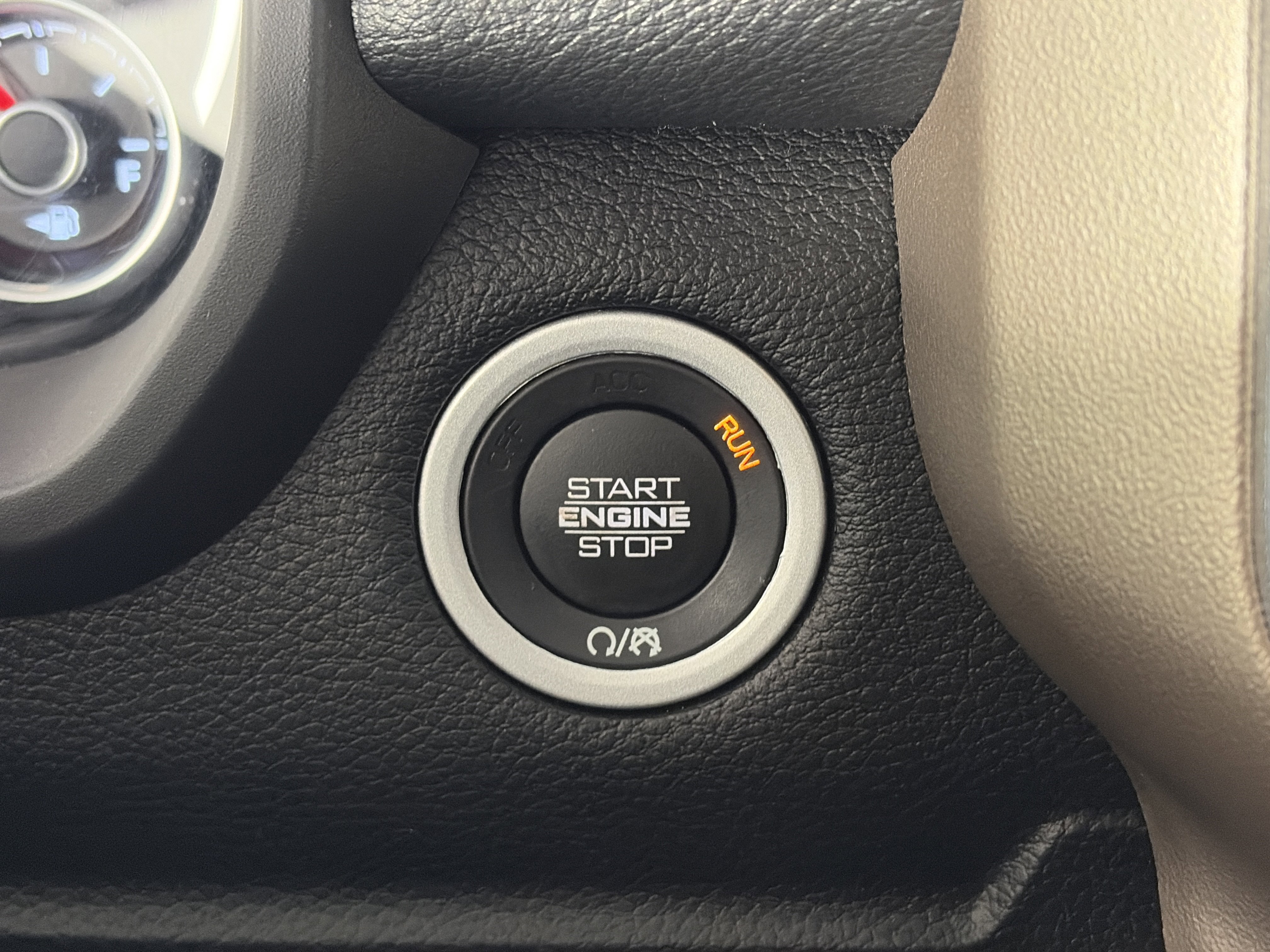 Used 2022 RAM 1500 Laramie image 29