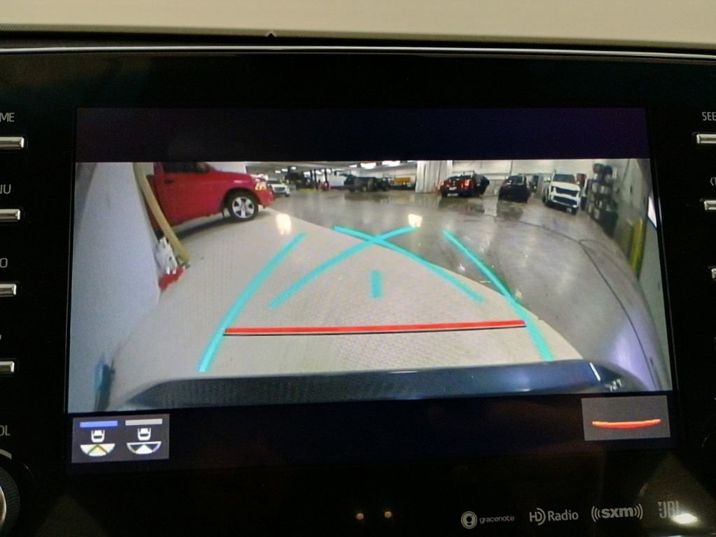 Used 2019 Toyota Avalon XLE w/ Moonroof Package image 23