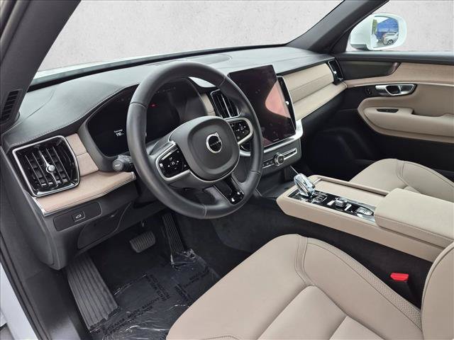 Used 2026 Volvo XC90 B6 Plus w/ Protection Package Premier AWD/4WD image 10