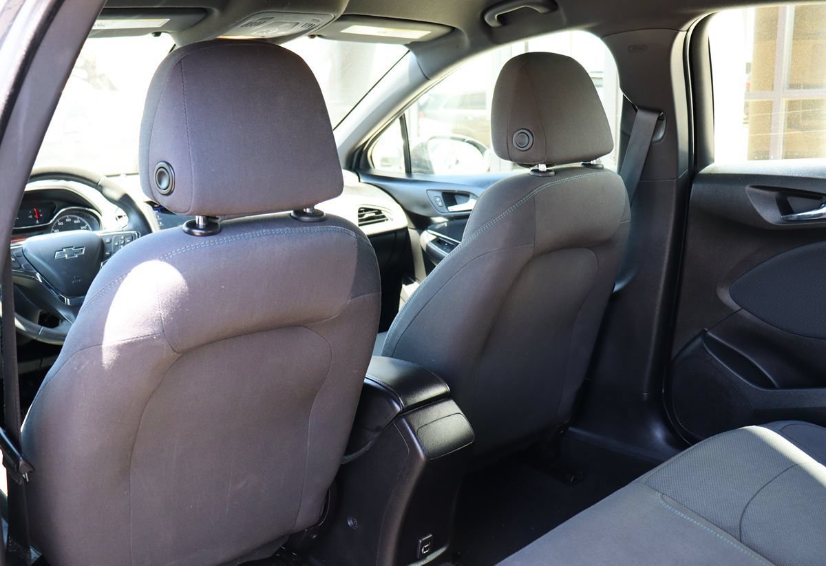 Used 2019 Chevrolet Cruze LT w/ Convenience Package FWD image 31