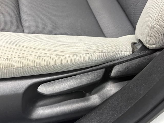 Used 2024 Toyota Corolla LE FWD image 12