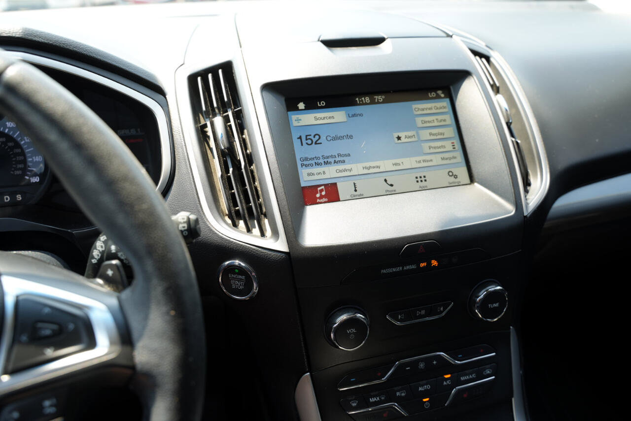 Used 2019 Ford Edge SEL w/ Equipment Group 201A image 39