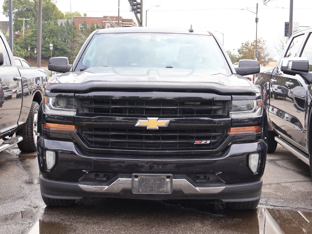 Used 2018 Chevrolet Silverado 1500 LT w/ All Star Edition AWD/4WD image 4