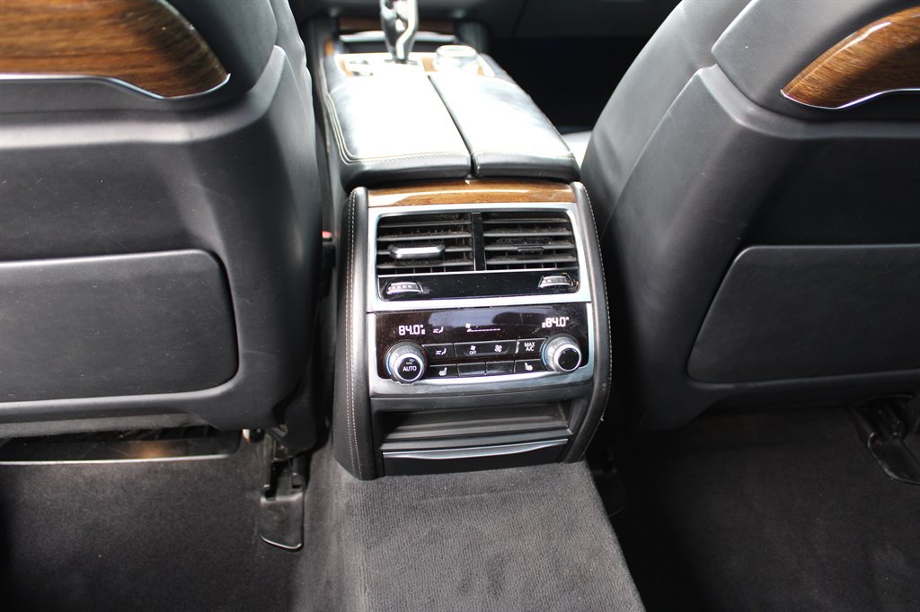 Used 2016 BMW 750i xDrive AWD/4WD image 20
