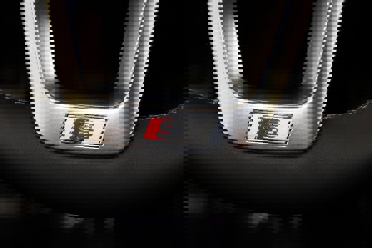 Used 2024 Audi SQ8 Premium Plus image 57