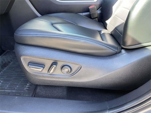 Used 2023 Toyota Highlander XLE image 22