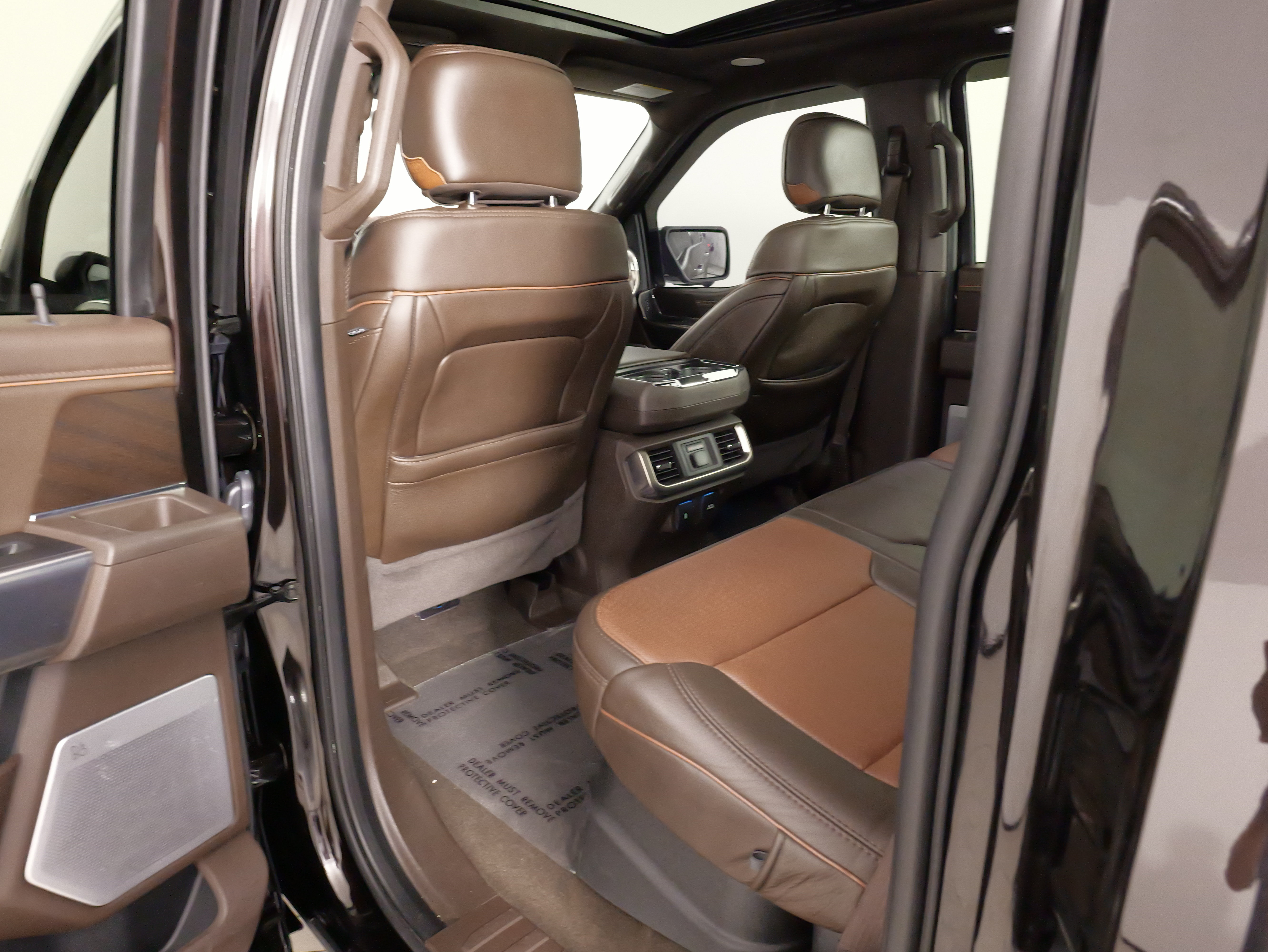 Used 2021 Ford F150 King Ranch w/ Equipment Group 601A High AWD/4WD image 36