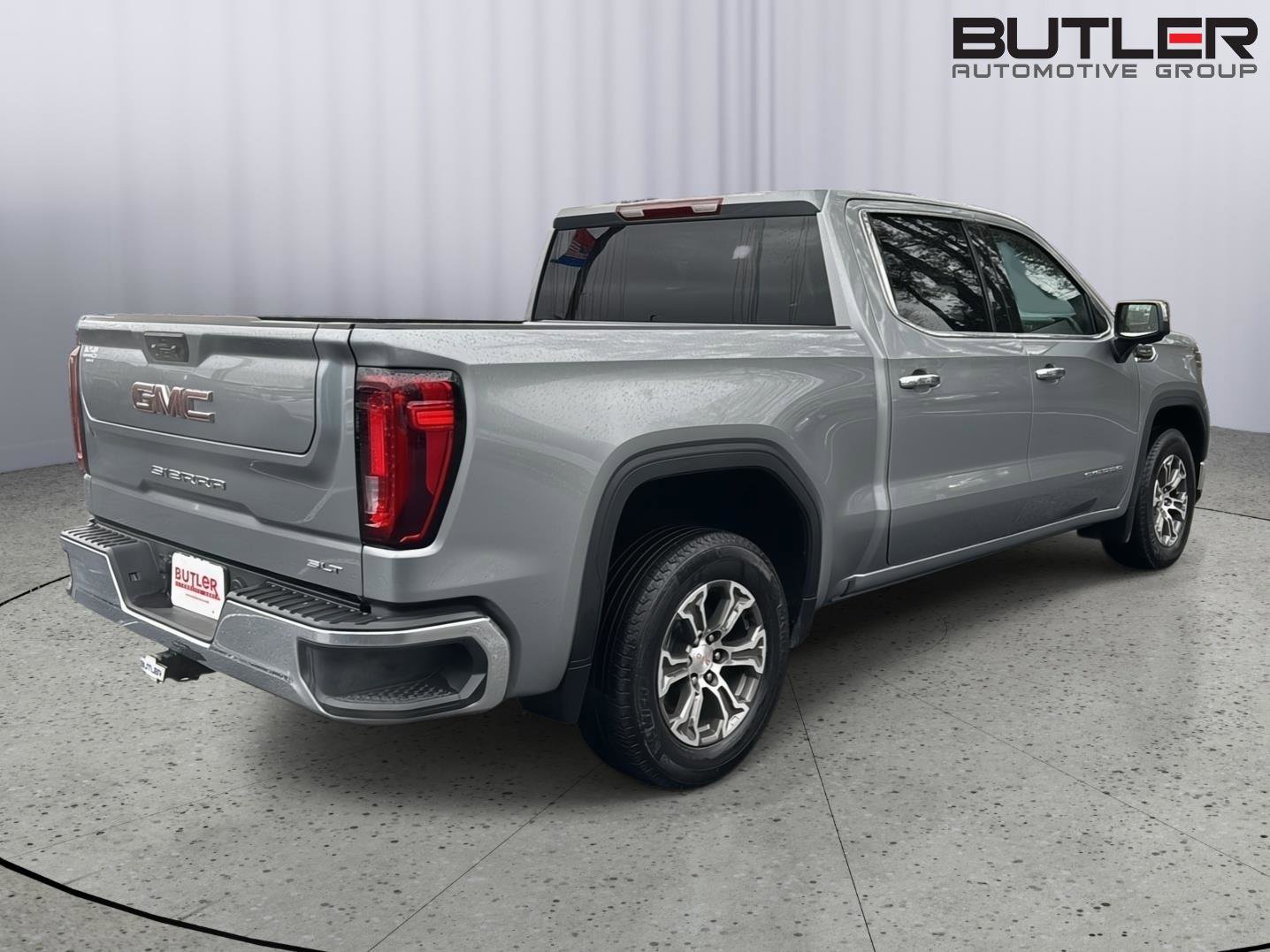 Used 2025 GMC Sierra 1500 SLT image 6