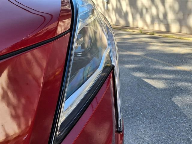 Certified 2025 Cadillac XT5 Premium Luxury image 5