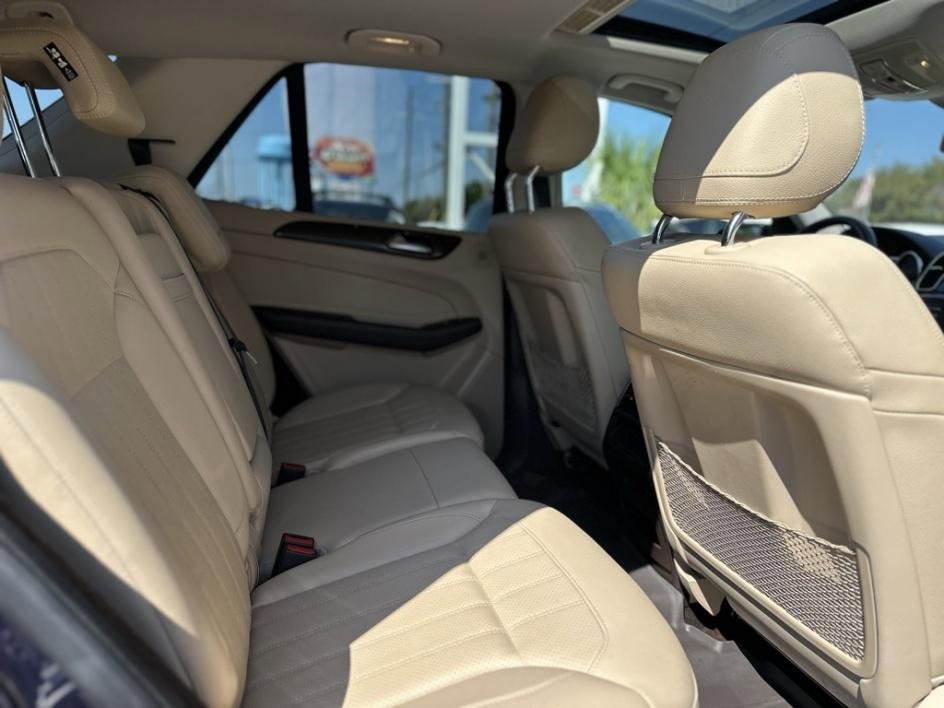 Used 2018 Mercedes-Benz GLE 350 w/ Premium 1 Package image 22