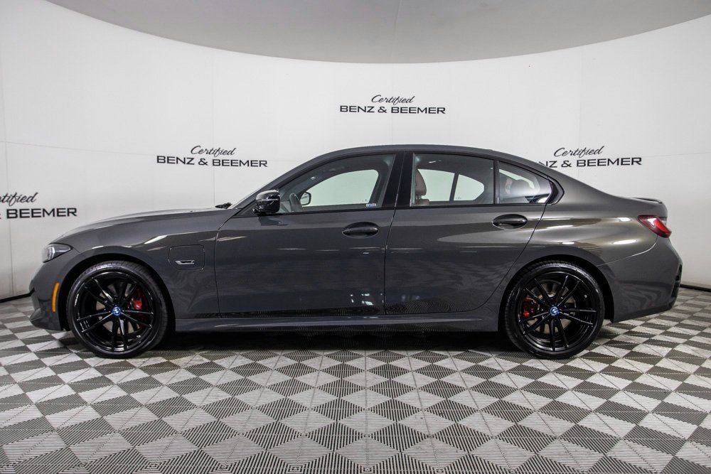 Used 2023 BMW 330e xDrive w/ M Sport Package image 6