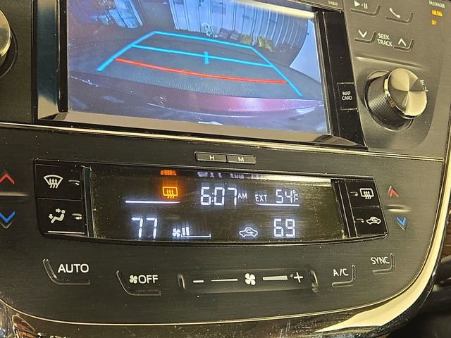 Used 2015 Toyota Avalon XLE Touring image 21