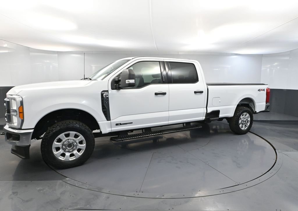 Used 2023 Ford F350 XLT image 10