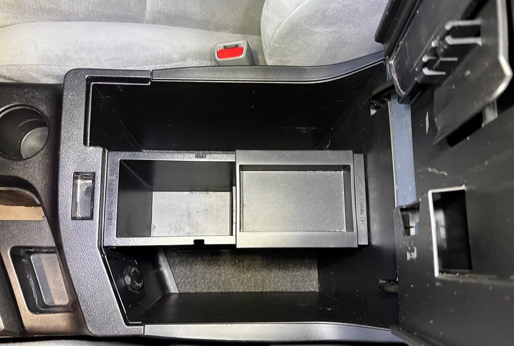 Used 2022 Toyota Sequoia SR5 image 39