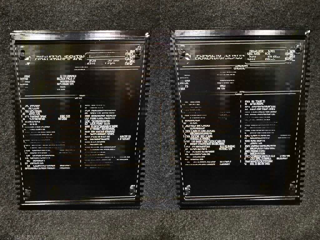 Used 2023 Ferrari SF90 Spider image 40