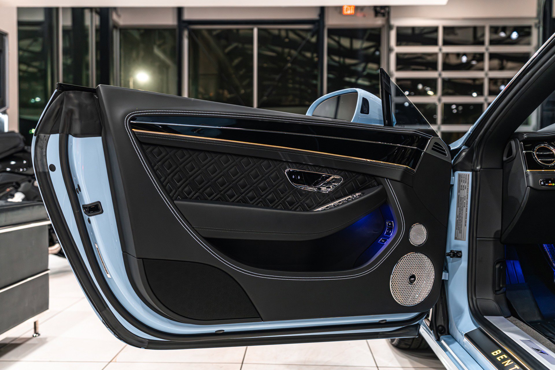 Used 2024 Bentley Continental GT S image 30