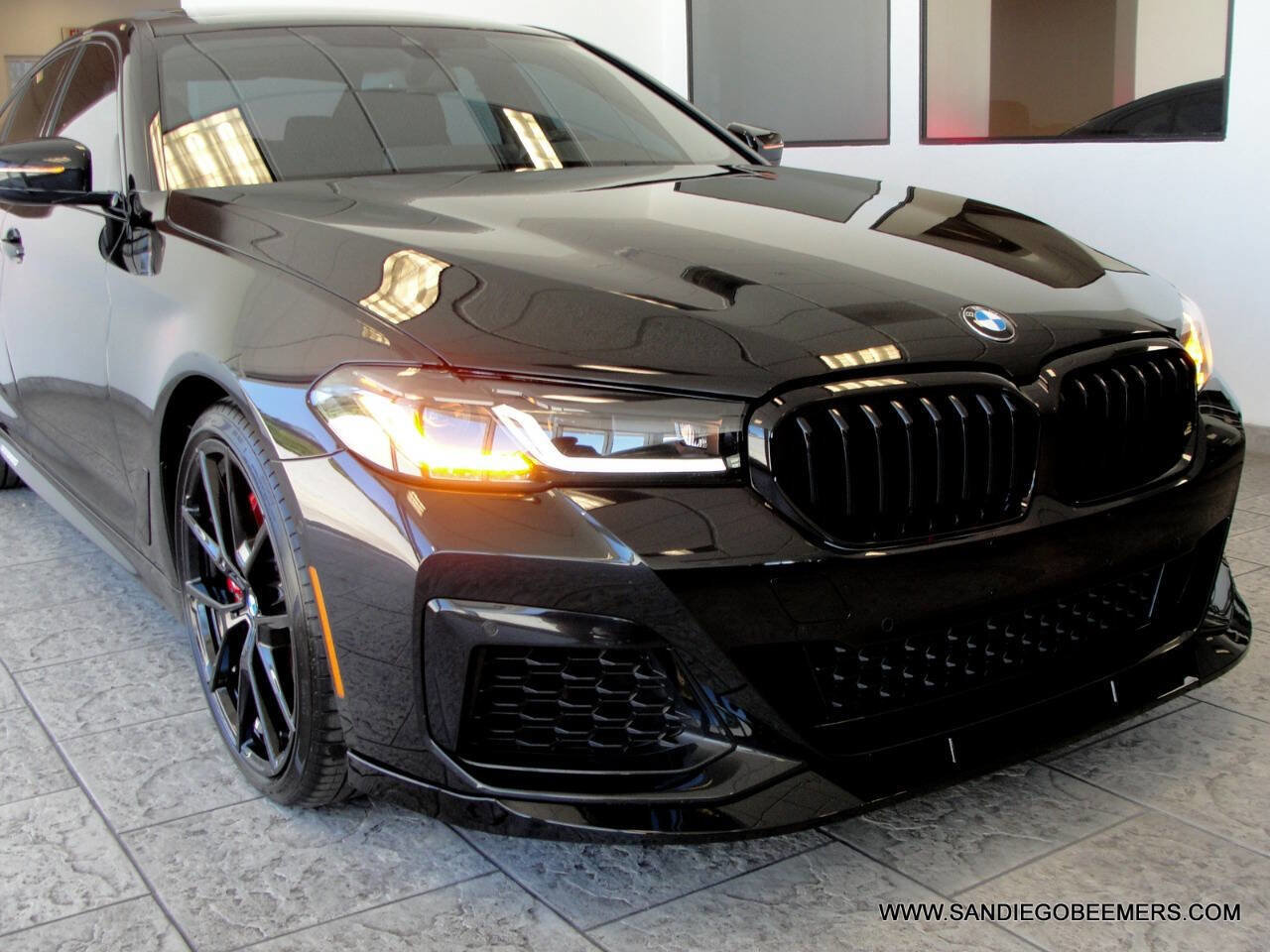 Used 2023 BMW 540i w/ M Sport Package RWD image 61