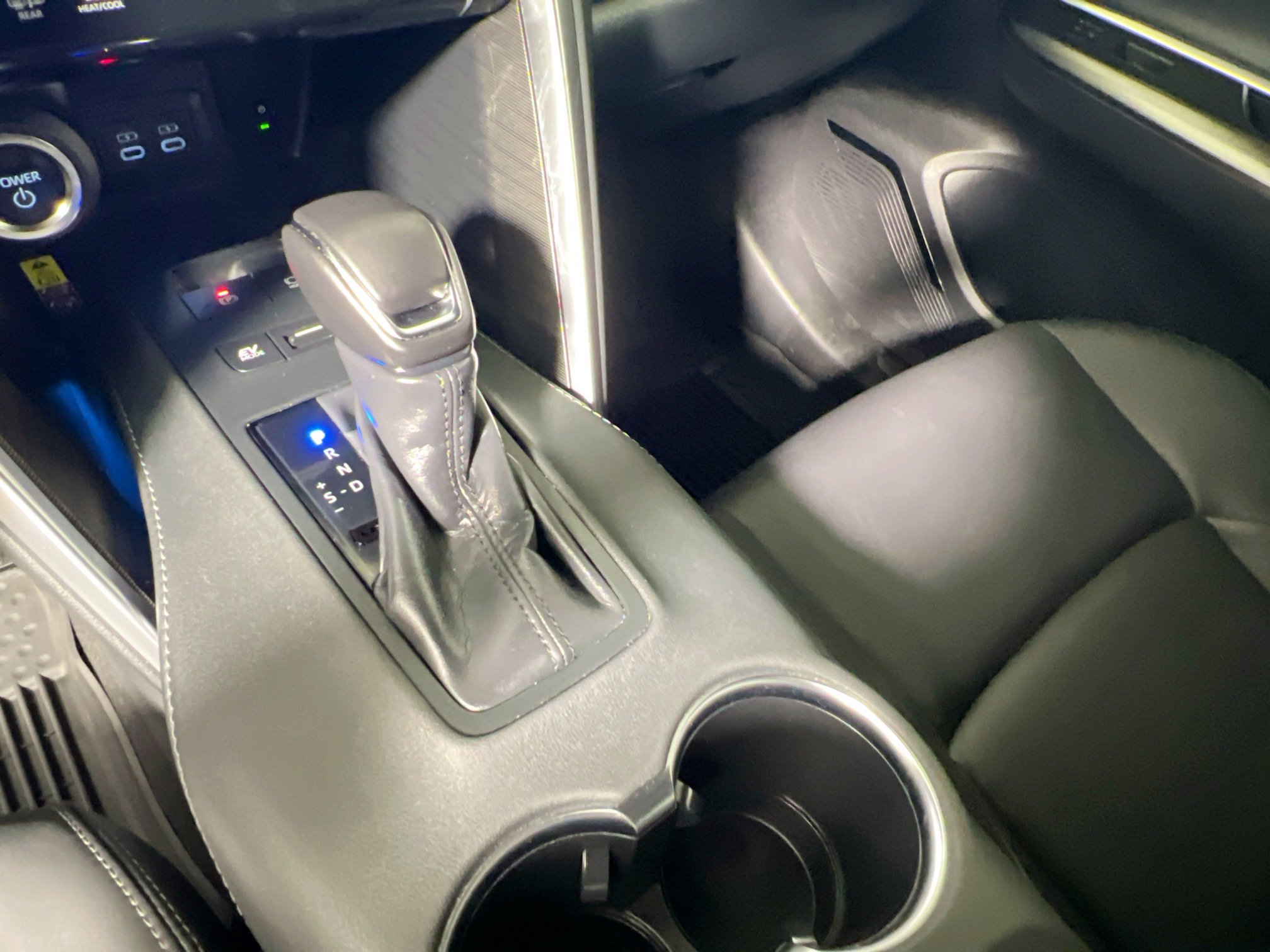 Used 2024 Toyota Venza Nightshade AWD/4WD image 25
