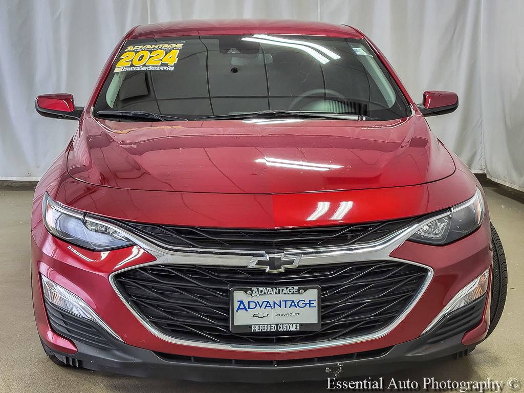 Used 2024 Chevrolet Malibu RS w/ LPO, Floor Liner Package FWD image 4