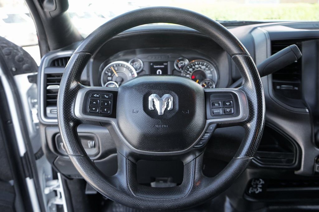 Used 2022 RAM 5500 Tradesman w/ Chrome Appearance Group image 24