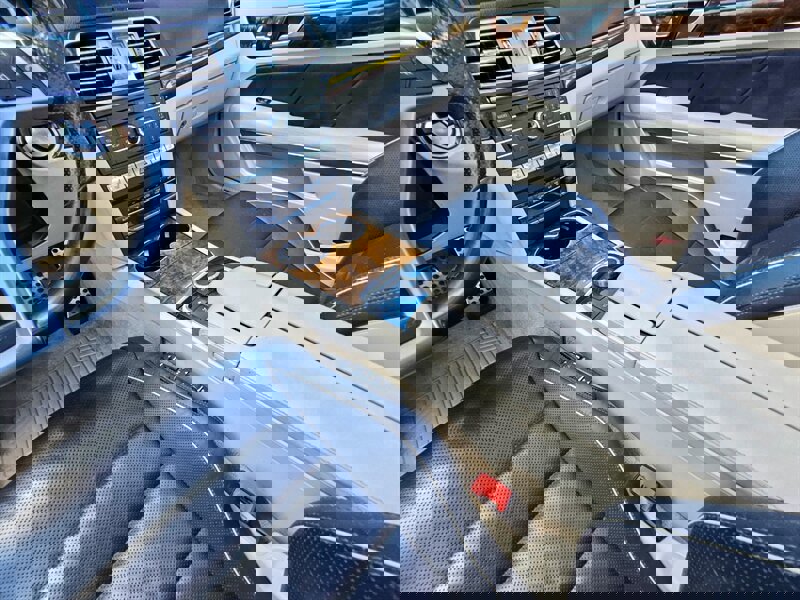 Used 2016 Mercedes-Benz E 400 Cabriolet image 21