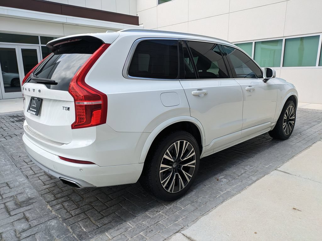 Used 2020 Volvo XC90 T5 Momentum w/ Protection Package Premier AWD/4WD image 6