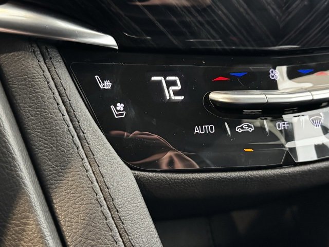 New 2025 Cadillac XT6 Premium Luxury image 16