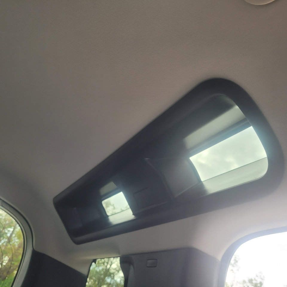 Used 2020 Land Rover Defender 110 S image 34