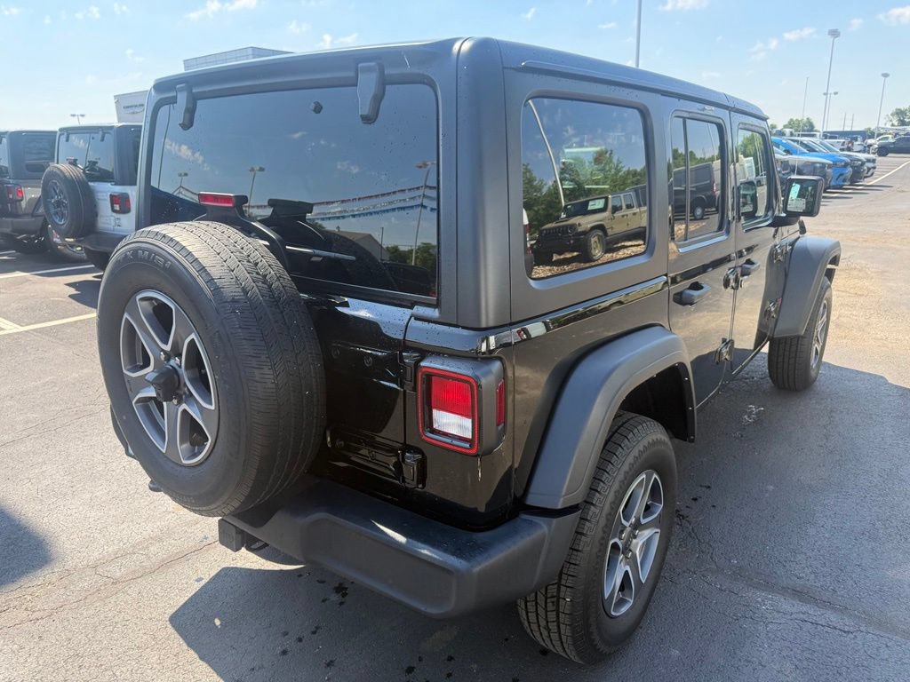 Used 2022 Jeep Wrangler Unlimited Sport AWD/4WD image 4