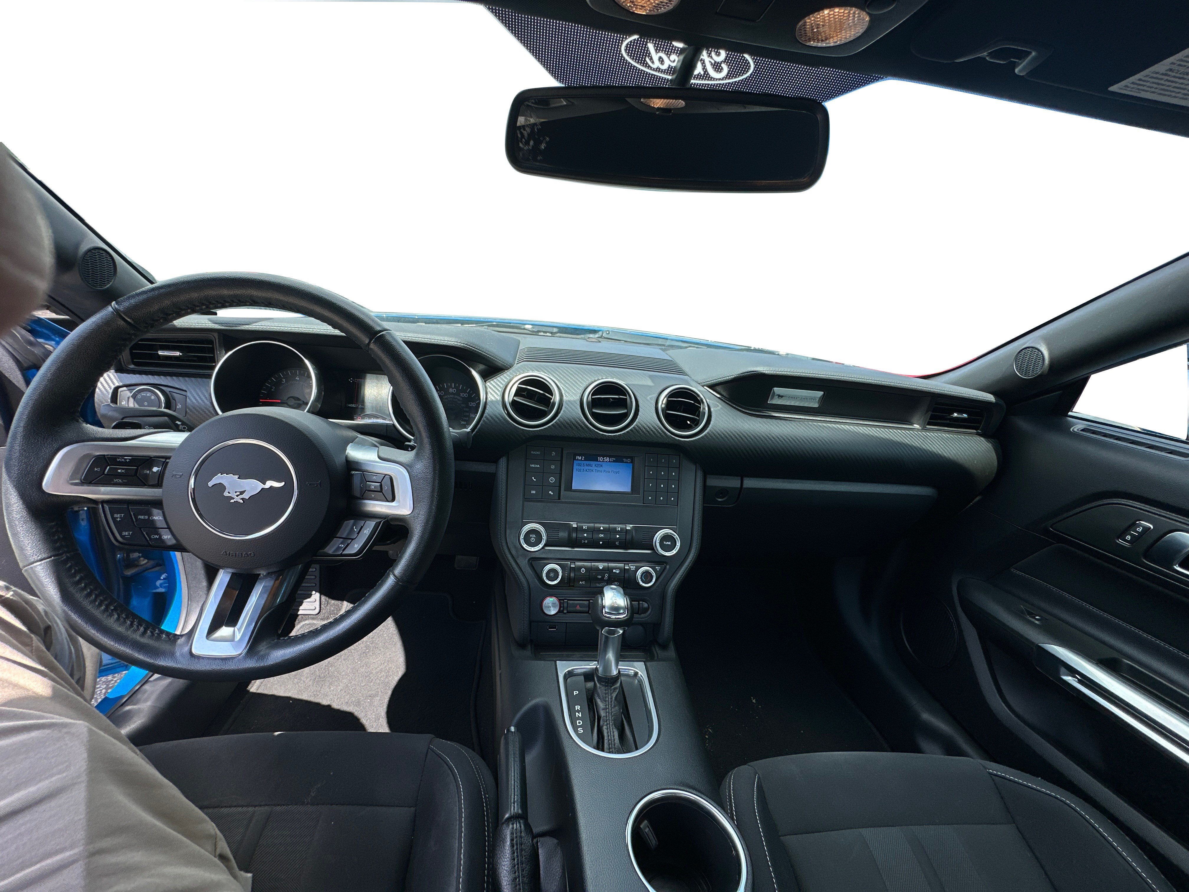 Used 2019 Ford Mustang Coupe RWD image 11