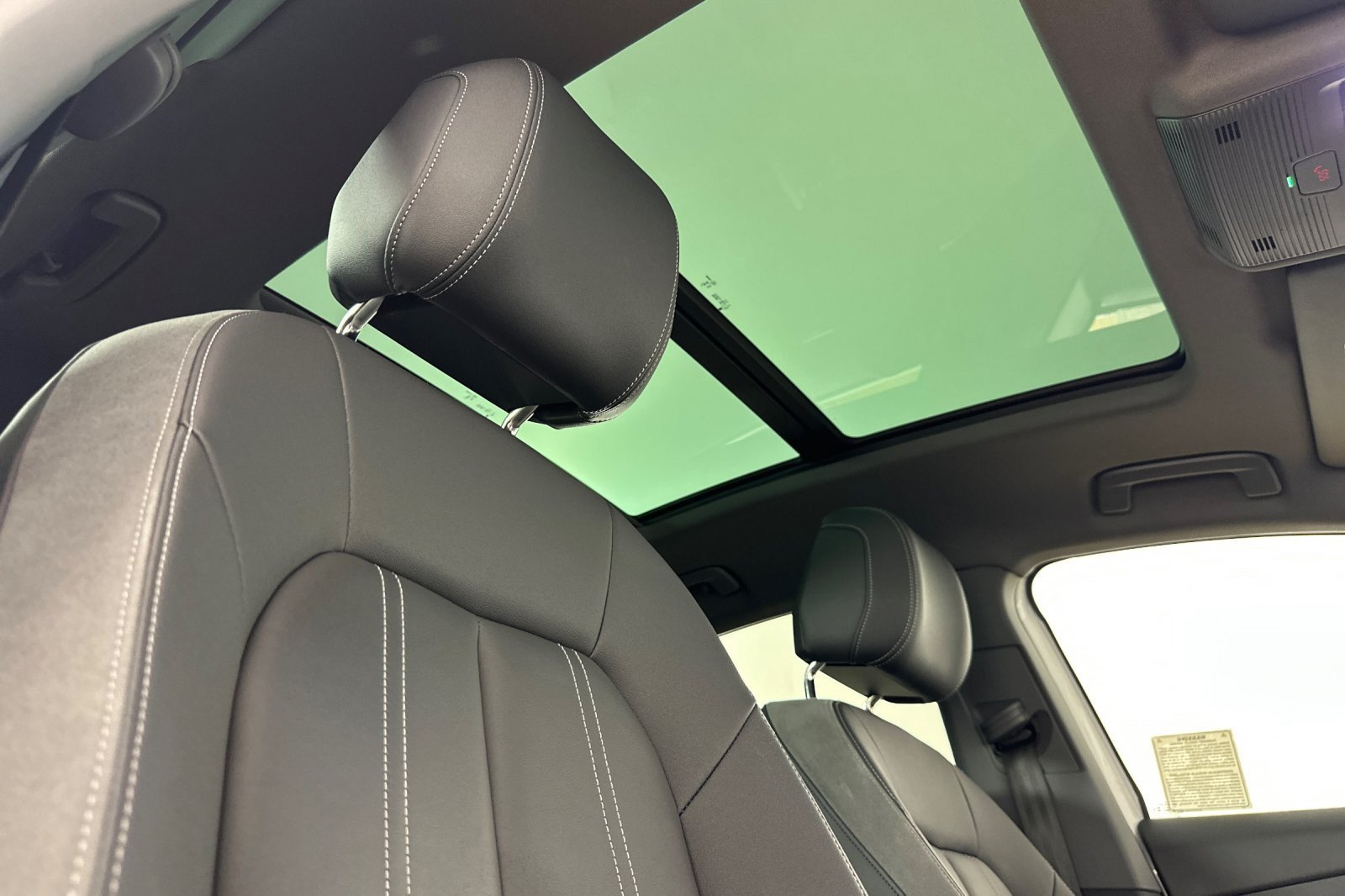 Certified 2023 Audi Q4 e-tron Prestige AWD/4WD image 16