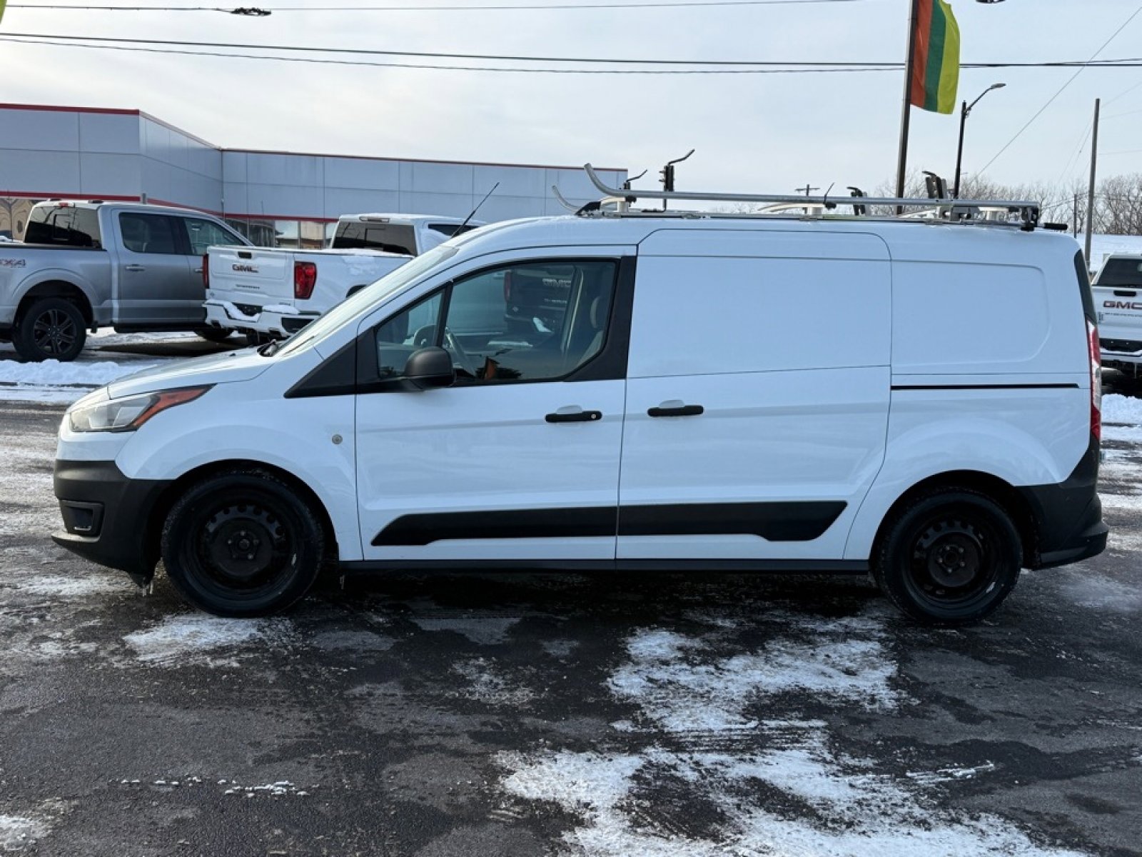 Used 2020 Ford Transit Connect XL image 5