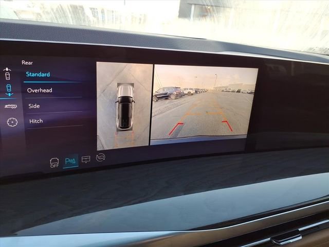 Used 2025 Cadillac Escalade IQ Sport 2 image 32