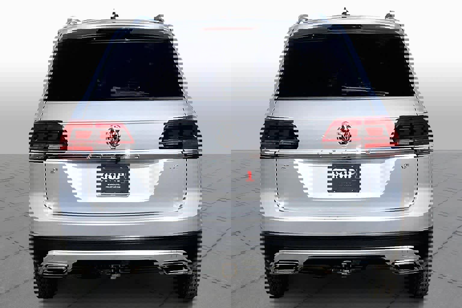 Used 2019 Volkswagen Atlas SE w/ Towing Package image 5