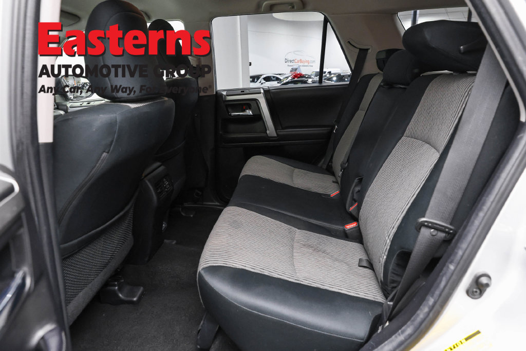 Used 2023 Toyota 4Runner SR5 AWD/4WD image 23